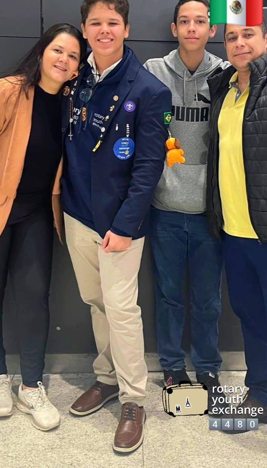 Davi Parte de Olímpia com Destino a Saltillo, México, Pelo Programa de Intercâmbio YEP4480