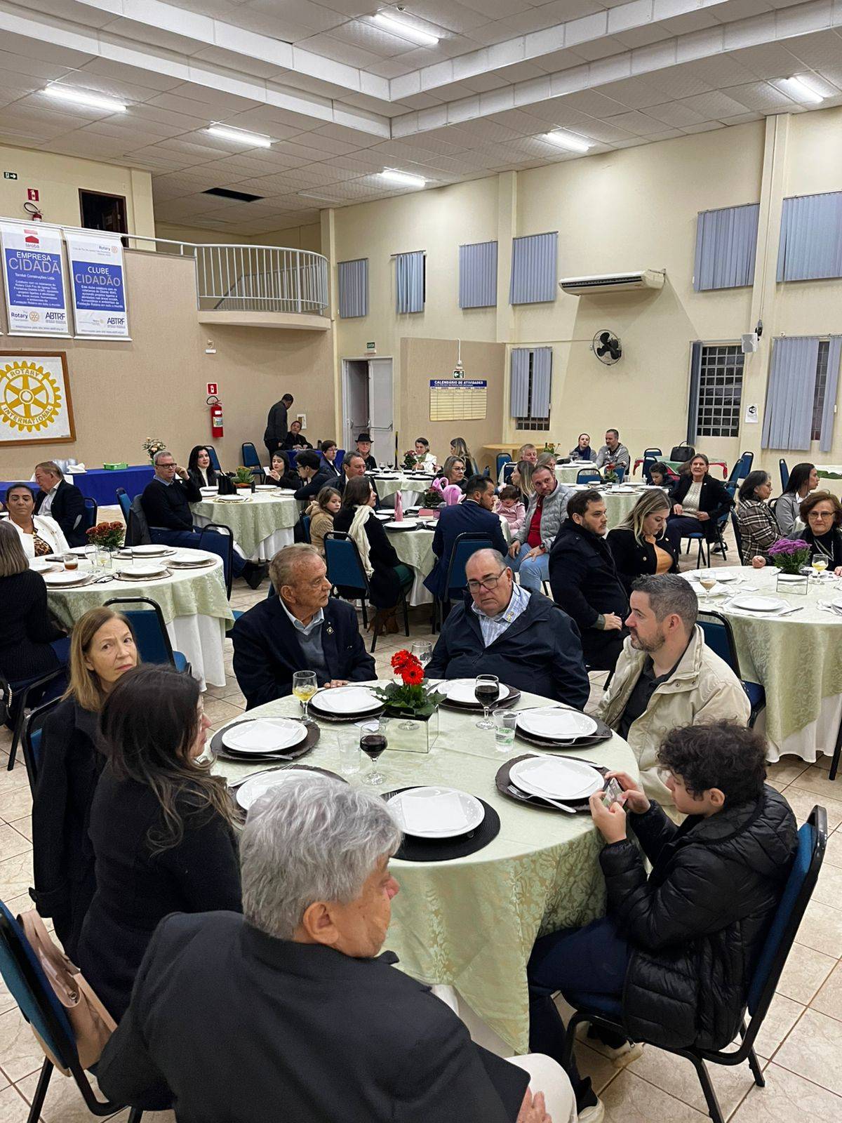 Rotary Club de Foz do Iguaçu realiza evento especial  Celebrando o  Dia dos Pais