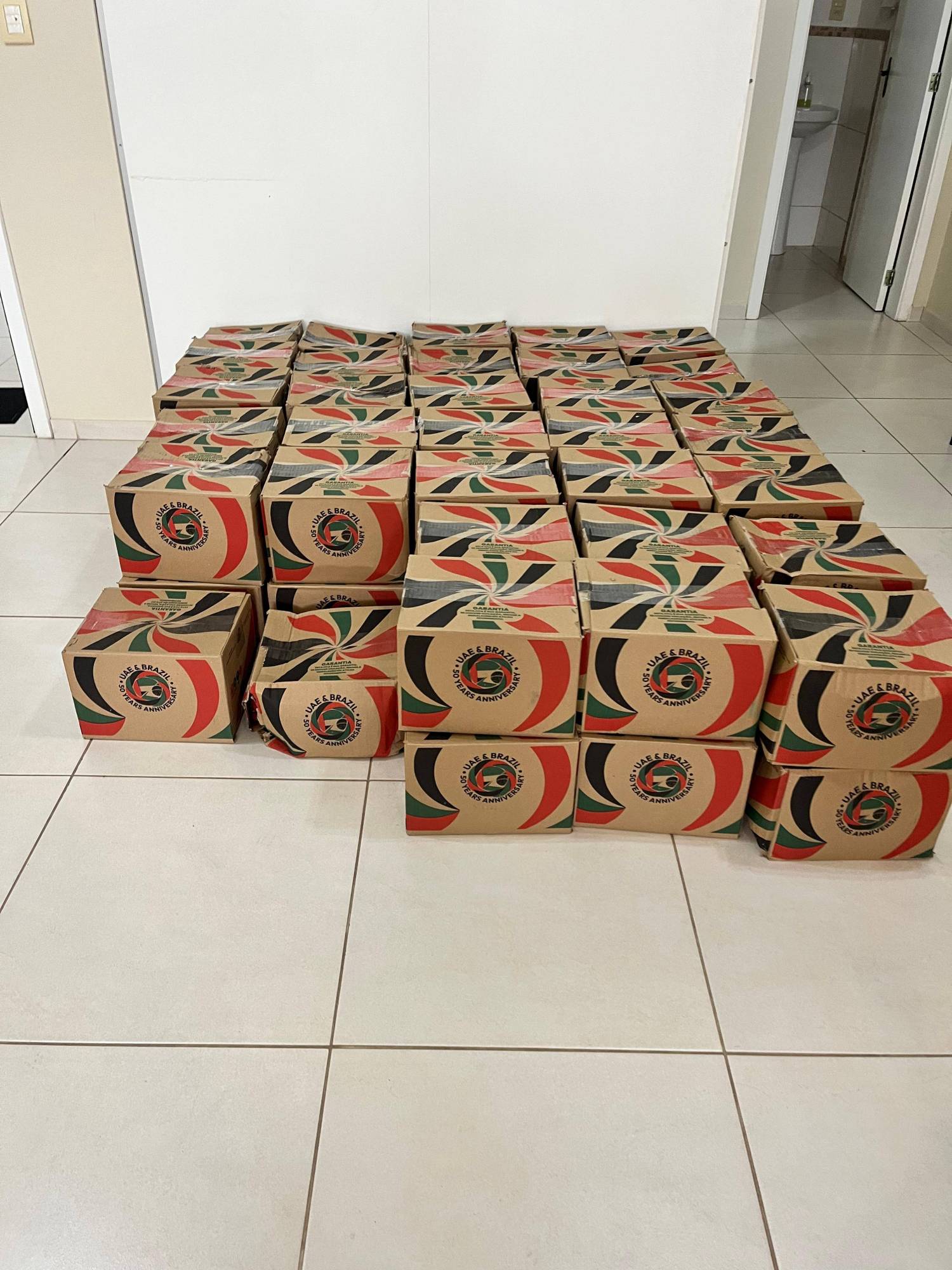 Foto Divulgação do RC de Lajeado-Universitário Cestas Básicas Emirado Árabes