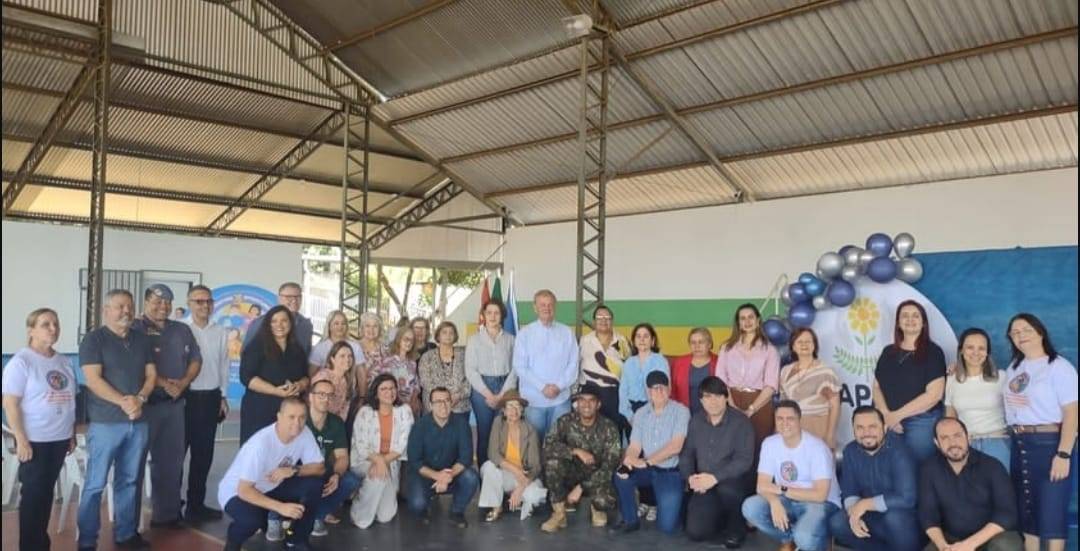Rotary Club de Lins - Sul  comemora aniversário de fnundação da  APAE de Lins