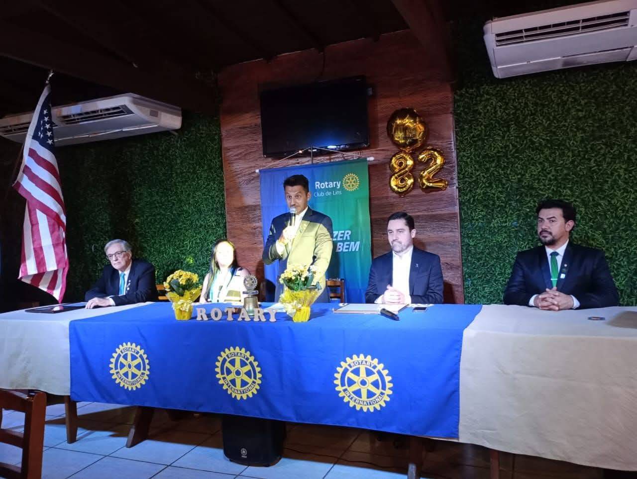 Rotary Club de Lins comemorou nesta quinta-feira os seus 82 anos de vida