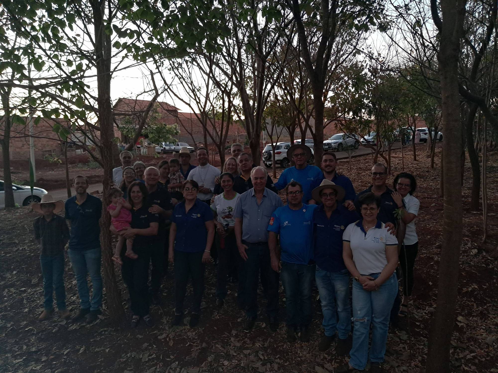 1º MISSA CAMPAL DENTRO DO REFLORESTAMENTO SANDOVAL JUSTINIANO DE AZEVEDO NETO