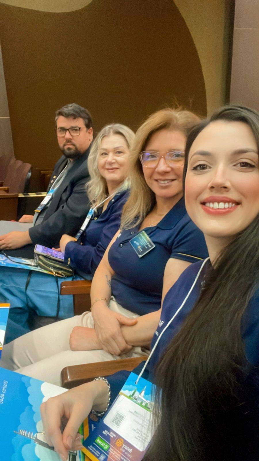 foto: Companheiros do Rotary Club de Francisco Beltrão Industrial, acompanhados pela presidente Thalita Grando Rauen