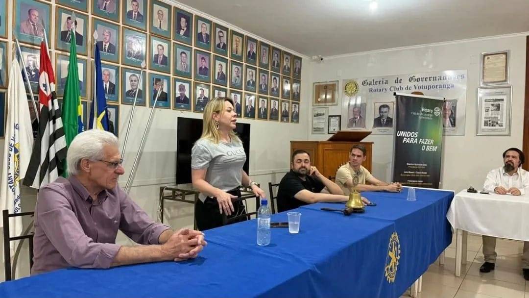 Rotary Club de Votuporanga - Novo Milênio recebe a visita da secretária de Planejamento do Municipio