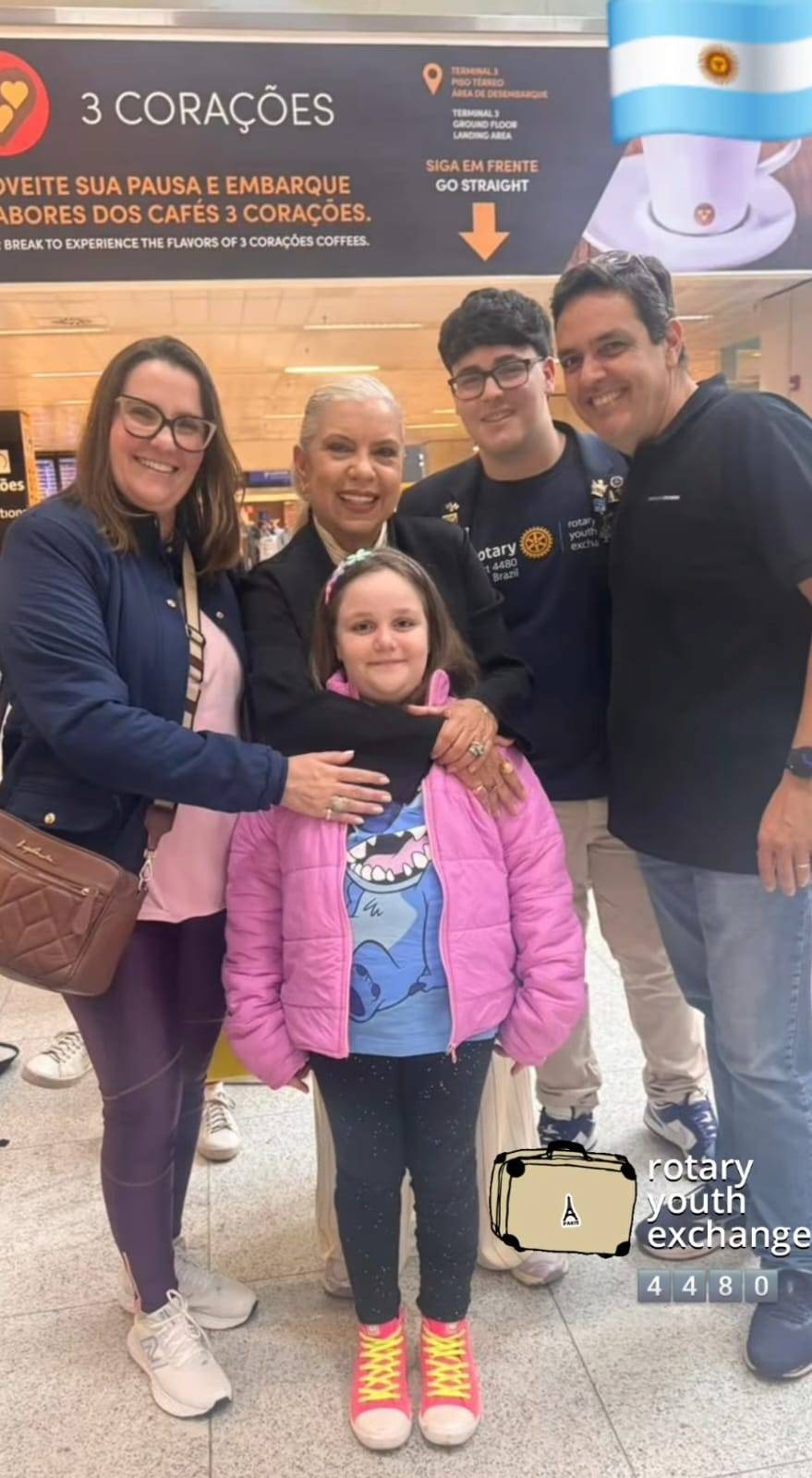 Miguel, de Itápolis embarca para a Argentina para realizar o seu ano de intercâmbio