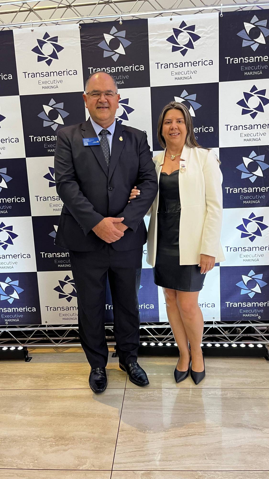 Governador eleito 2026-27, Nelson Azevedo com a Esposa Fabiane