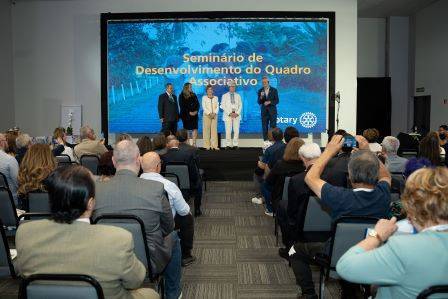 Seminário sobre o DQA aconteceu antes da abertura do Instituto Rotary do Brasil, em Maringá, Paraná