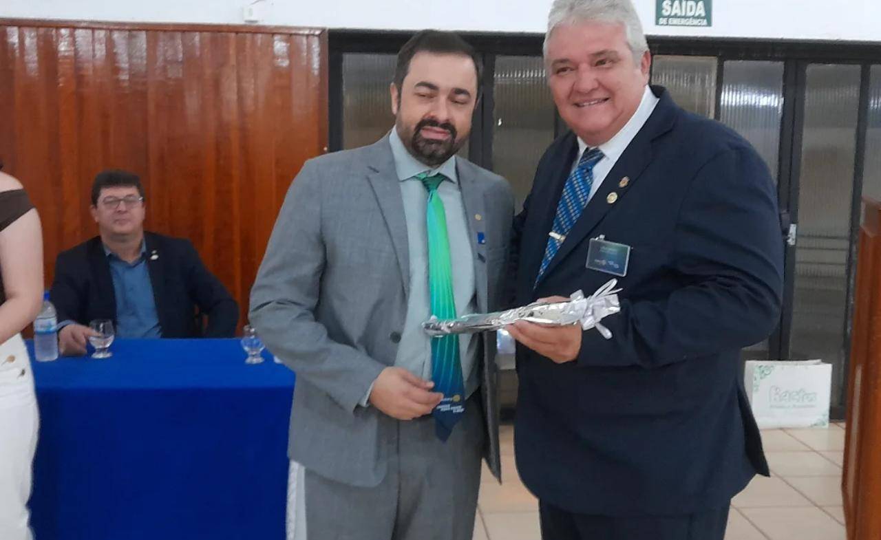 Os Rotary Clubs de Votuporanga Visitam  Santa Casa Junto com Governador 