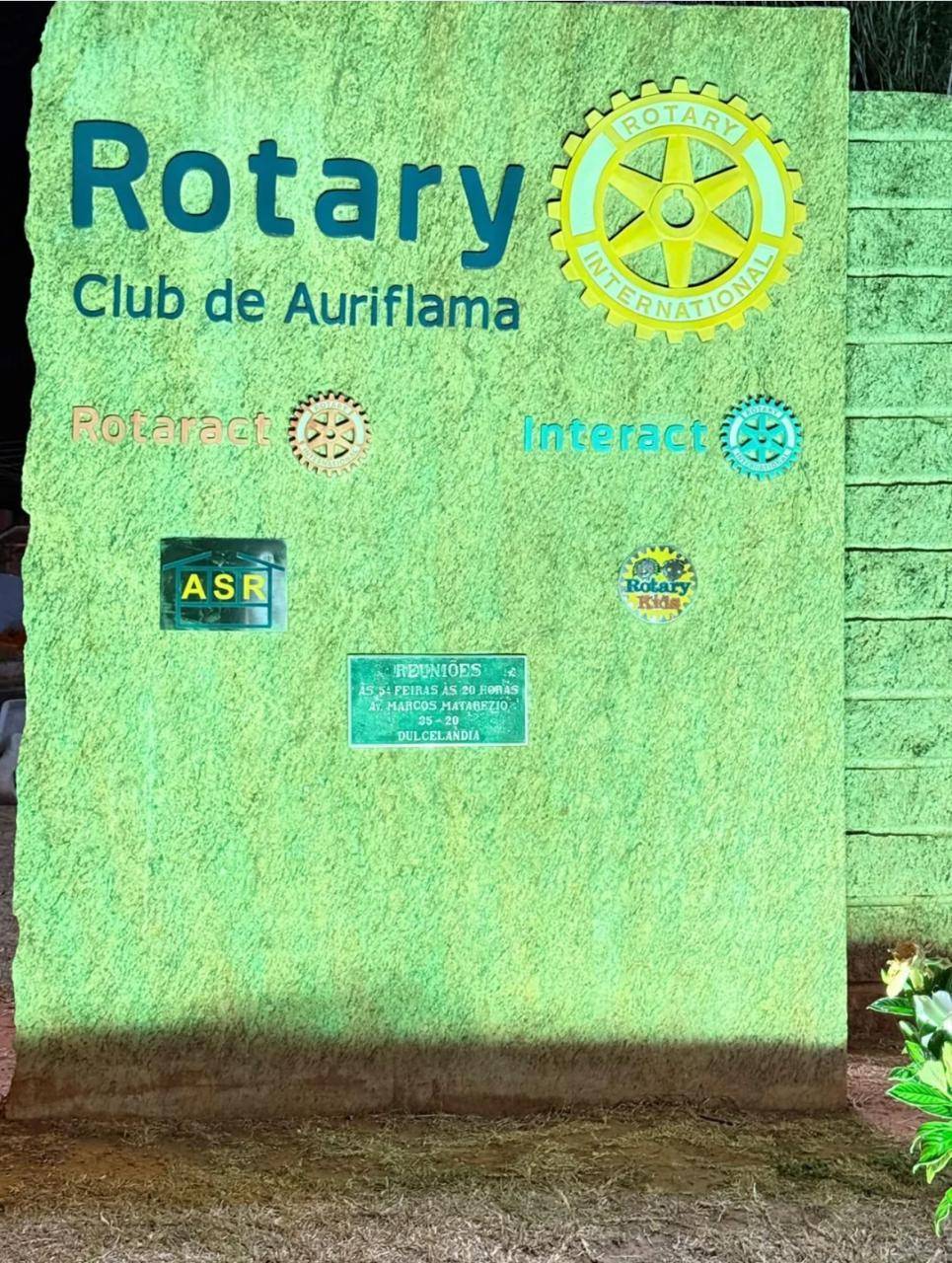 Rotary Club  Auriflama Ilumina Marco Rotario 
