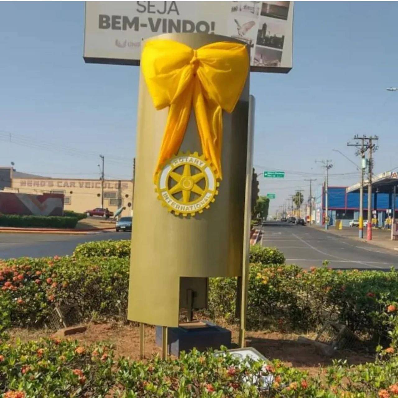 Monumento Rotário em Santa Fé do Sul Ganha Decoração 