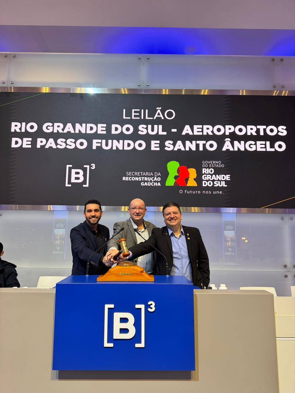 Felipe Fontana, Mauro tschiedel e Douglas Winter Ciechowiez companheiros do Rotary Club de Santo Ângelo Norte 