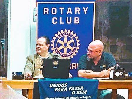 Márcio Cavalca Medeiros, do Rotary Club de Vera e Antônio Barbosa da Silva Neto, do Rotary Club de Marilia-Leste