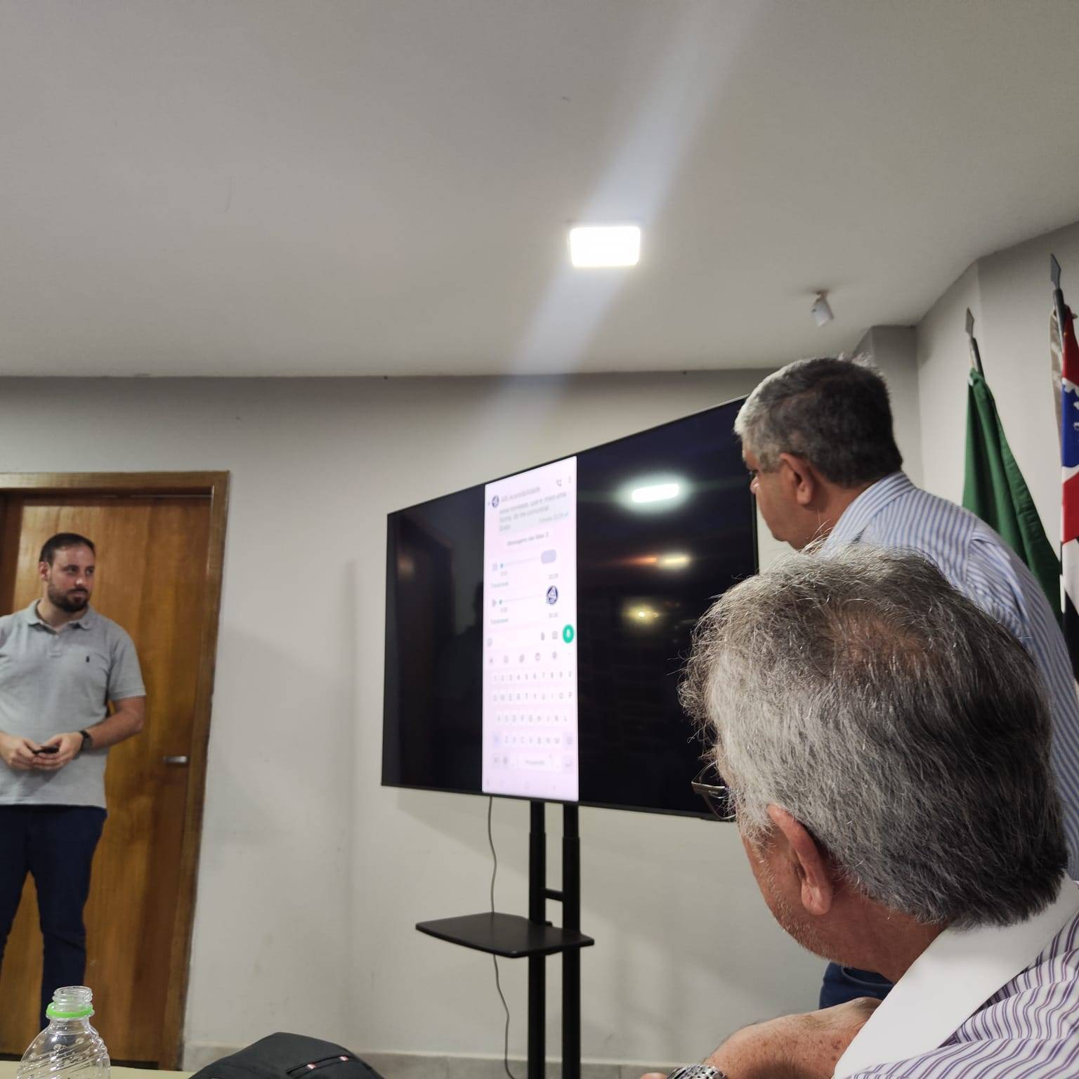 entrega e exibição do aplicativo 