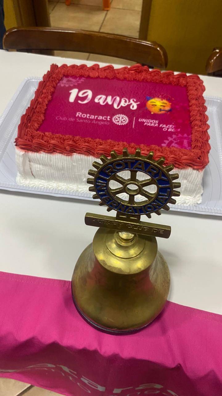 🎉 Parabéns 19 ANOS Rotaract Club de Santo Ângelo! 🎉