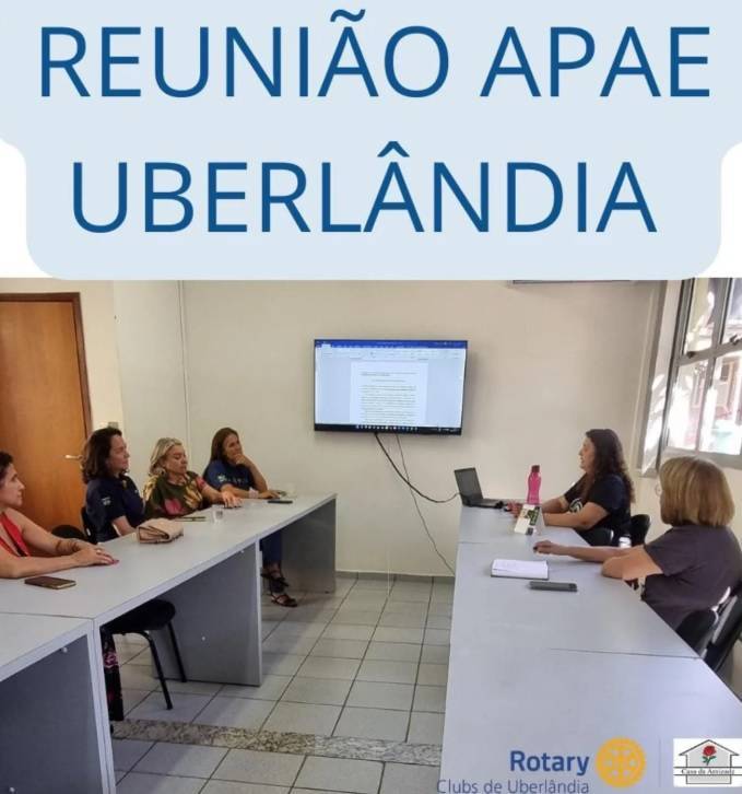 Reunião na APAE com Rotary Clubs e Casas da Amizade, conhecendo o projeto Cuidar de Quem Cuida, que apoia famílias de pessoas neurodivergentes.