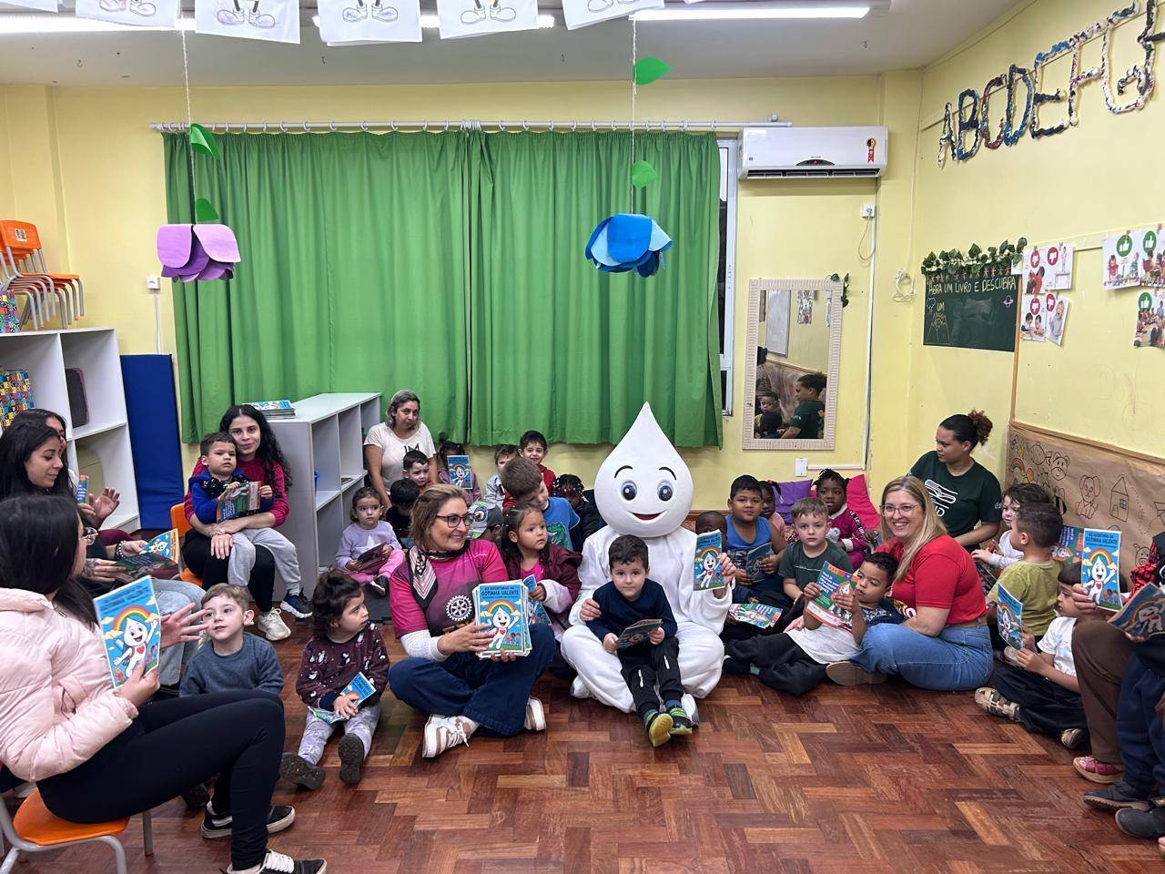 Colégio Peixinho Feliz