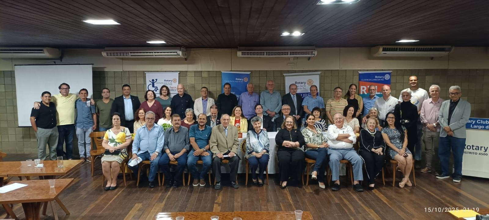 Reunião Interclubes  Conduzida na Reunião do Rotary Club do Recife – Largo da Paz