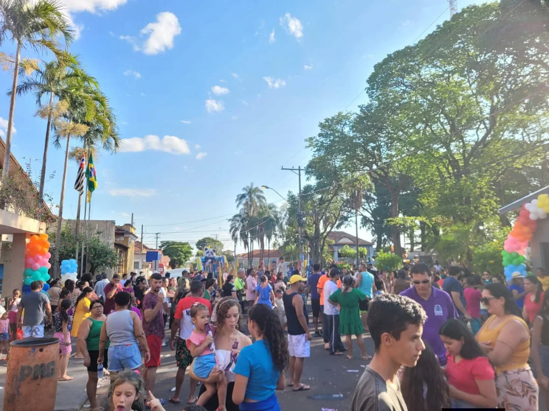 Rotary Club de Guaiçara e Prefeitura realizam festa especial em comemoração ao Dia das Crianças