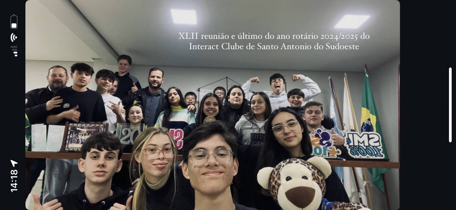 Foto da última reunião do ano rotário 24/25