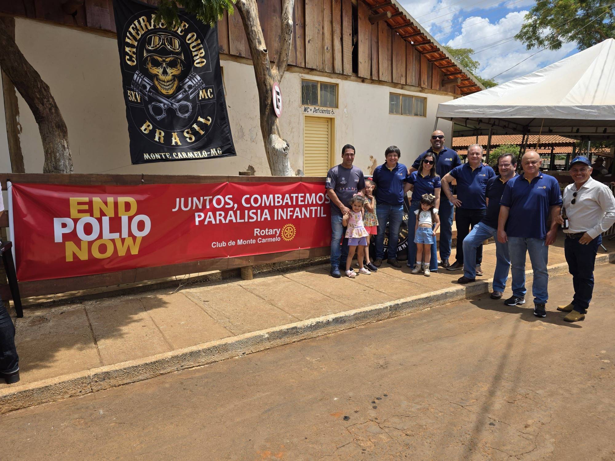 Rotary Club de Monte Carmelo prestigia o Leilão Direito de Viver e faz ação de conscientização sobre a pólio.