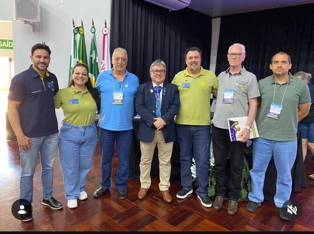O Rotary Club de Medianeira Caminho do Colono, marcou presença no Seminário Distrital de Fundação Rotária