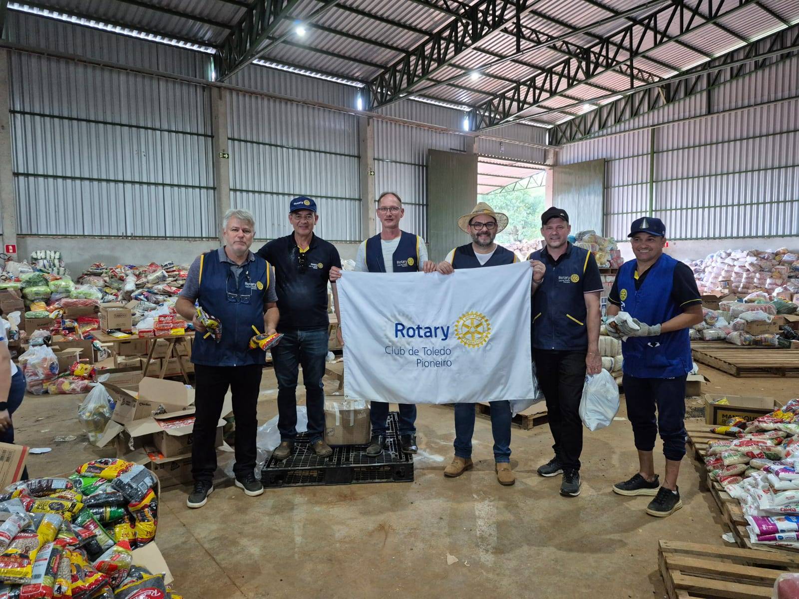 Solidariedade em Ação: Rotary Presente em Rio Bonito