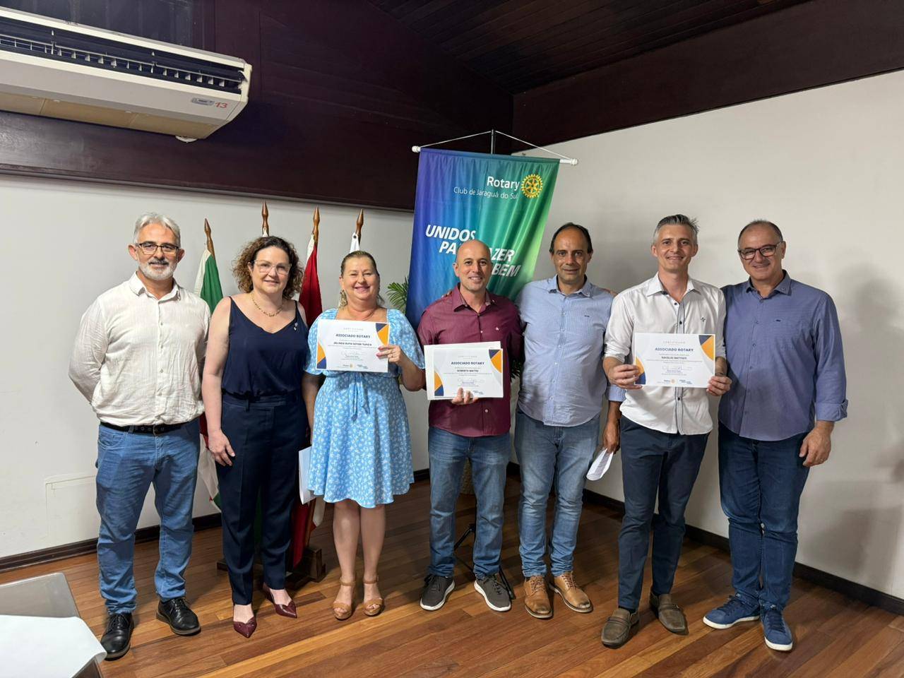 Cerimônia de admissão dos novos associados