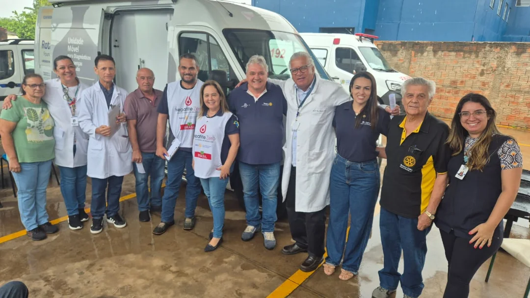 Projeto do Rotary 4480 leva Van da Hepatite a Monte Aprazível para ações de saúde