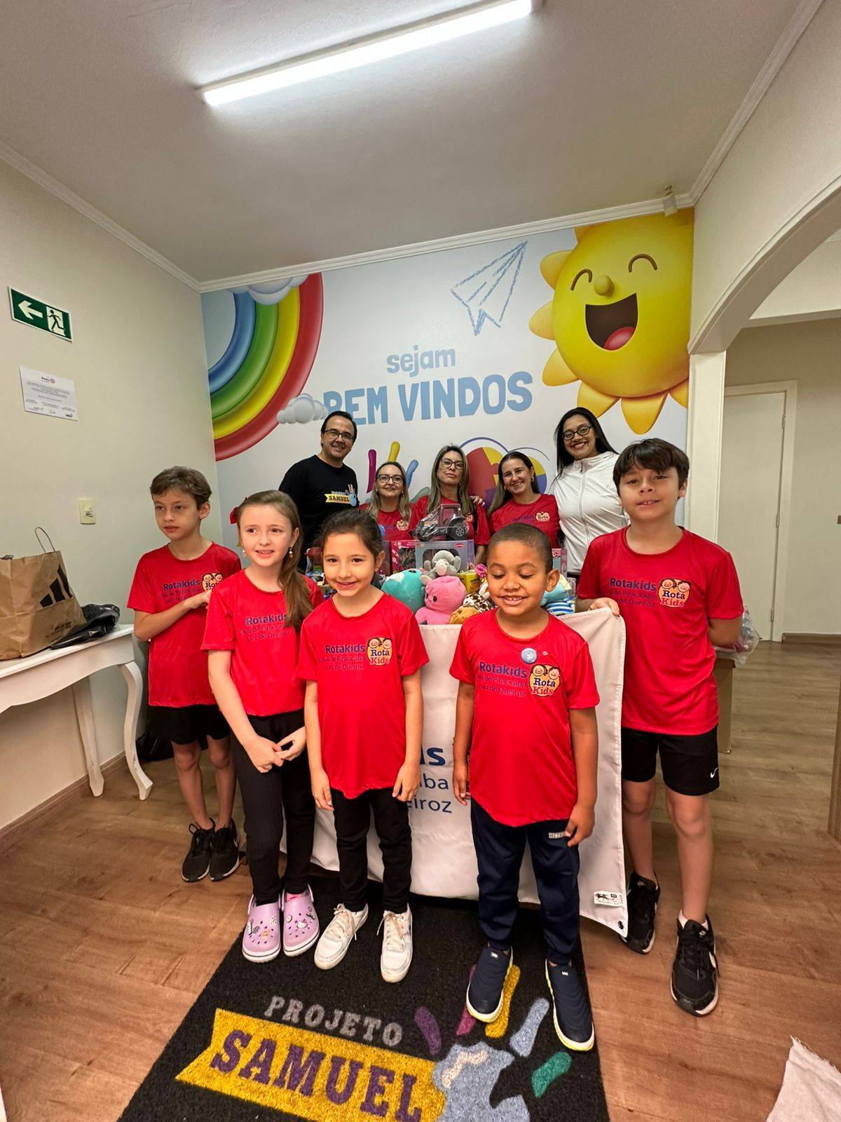 Crianças do RotaKids no Projeto Samuel