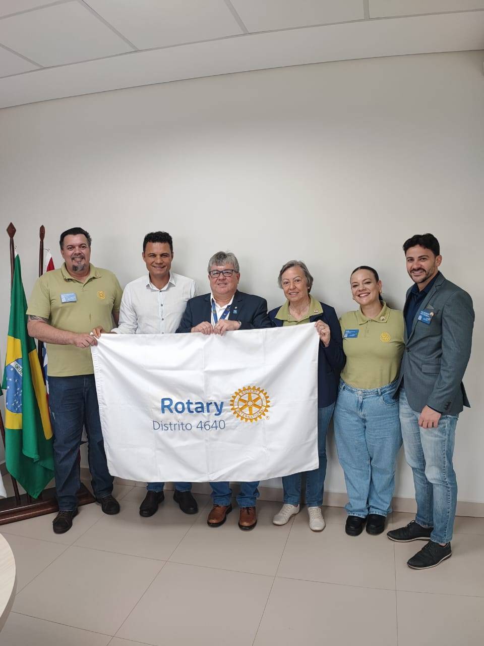 VISITA OFICIAL DO GOVERNADOR DO DISTRITO WILSON JOSÉ SCHIAVINATTO JR AO PREFEITO MUNICIPAL DE MEDIANEIRA