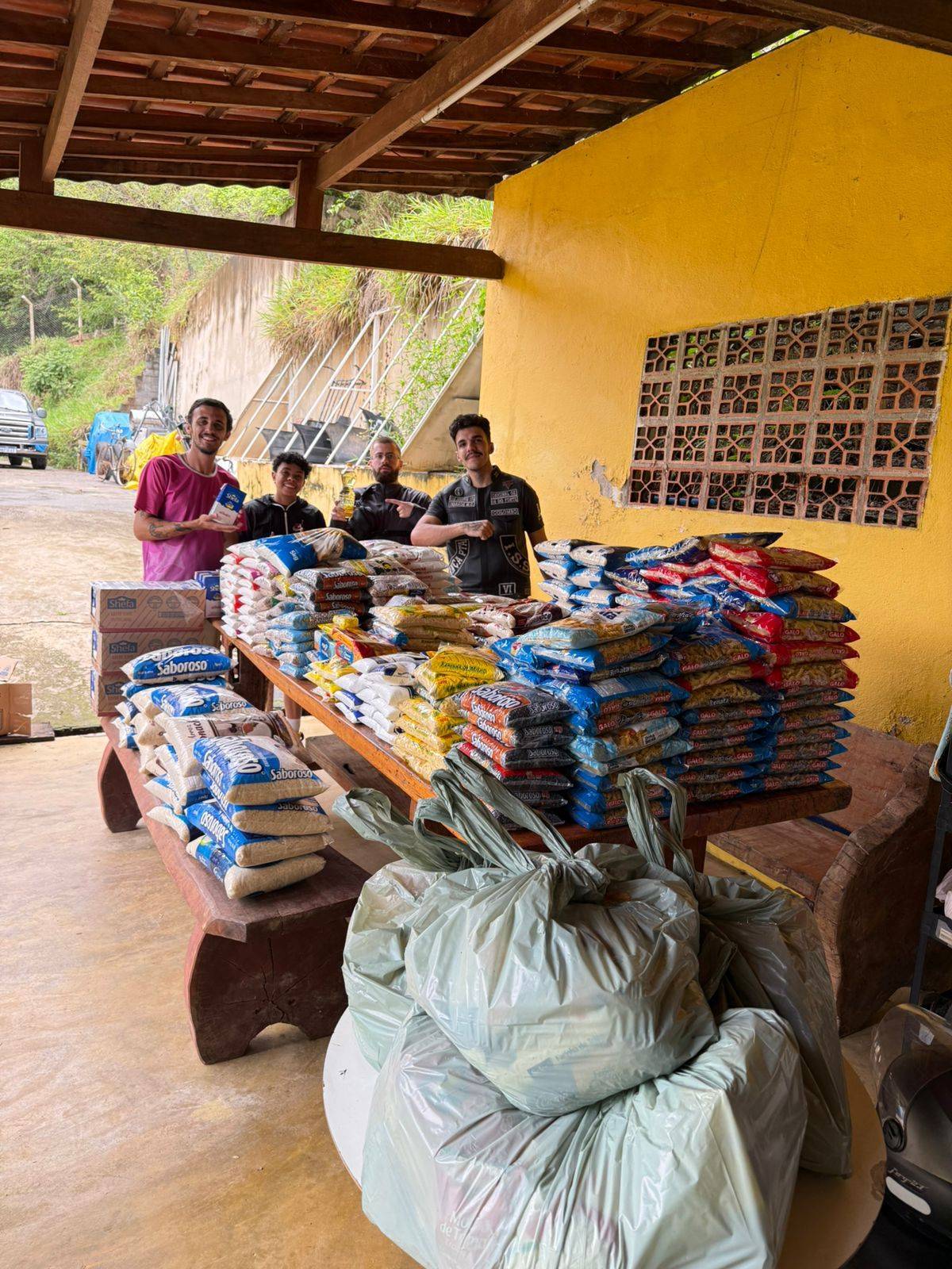 Rotaract realiza ação solidária com apoio do Rotary Club de Bragança Paulista Estância