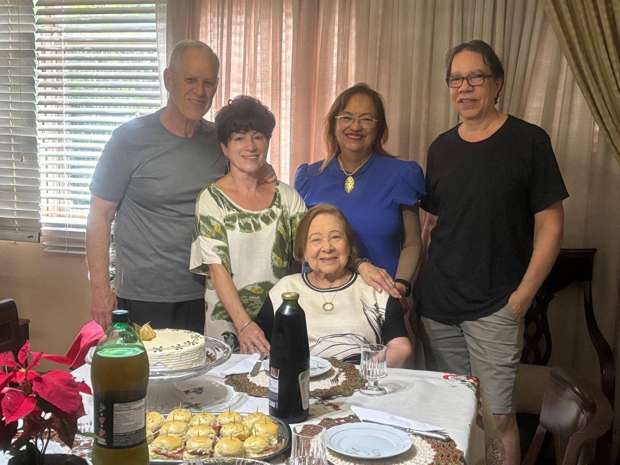Companheirismo. RC de Brasília-Leste e Casa da Amizade do Brasília Leste. Visita a associada Maria de Lourdes (Lourdinha)  20/12/2025
