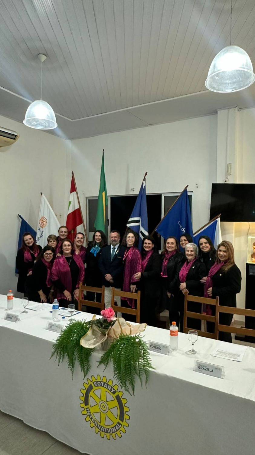 ROTARY CLUB DE TUBARÃO LUZ - FESTIVA INTERCLUBES - RECEBENDO O GOVERNADOR DO DISTRITO EM TUBARÃO