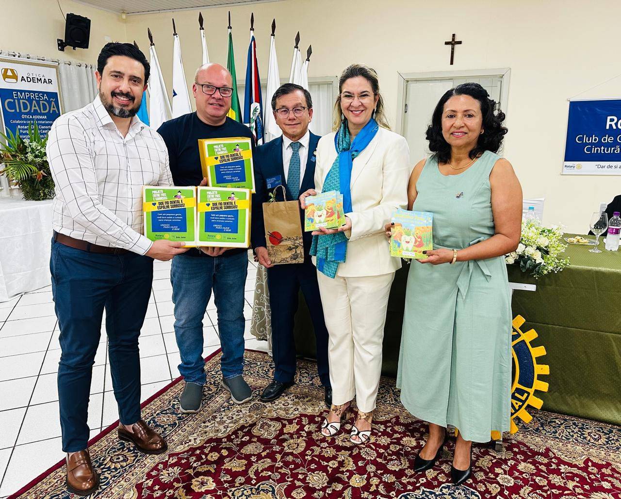 Projeto Entre Fios e Sorrisos