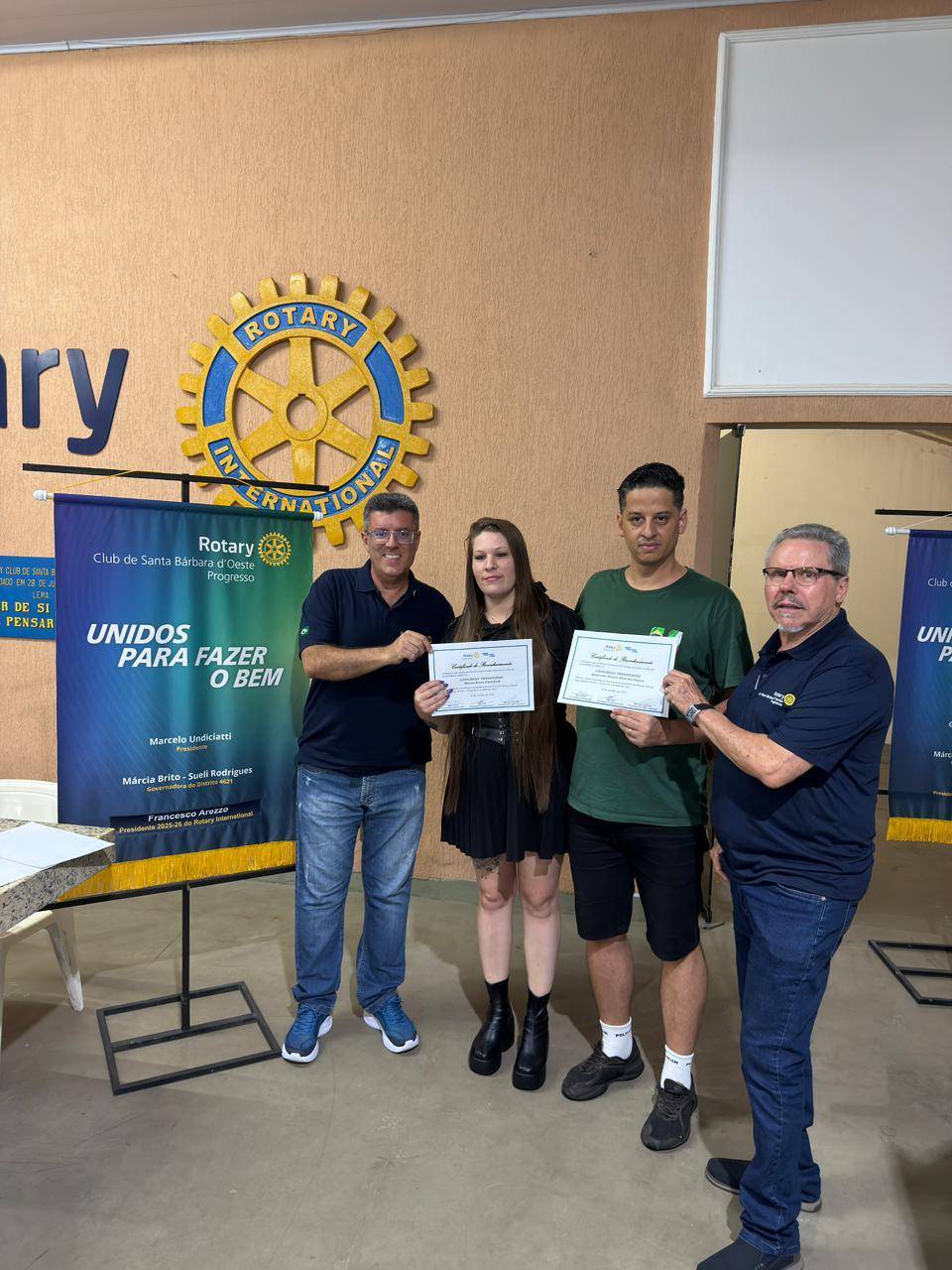 Entrega do Certificado Empresa Amiga Cidadã à Cavichioli Transportes.