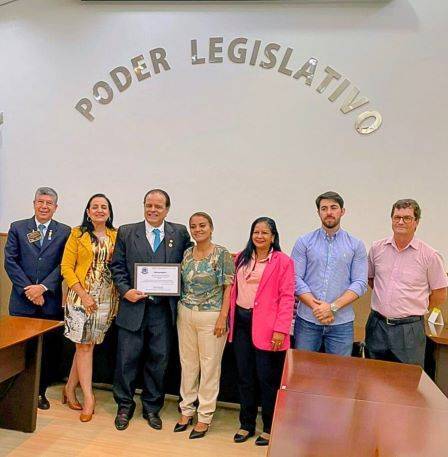 O Rotary Club de Vera Cruz foi homenageado na Câmara Municipal de Vera Cruz pelos 121 anos de existência da organização mundial