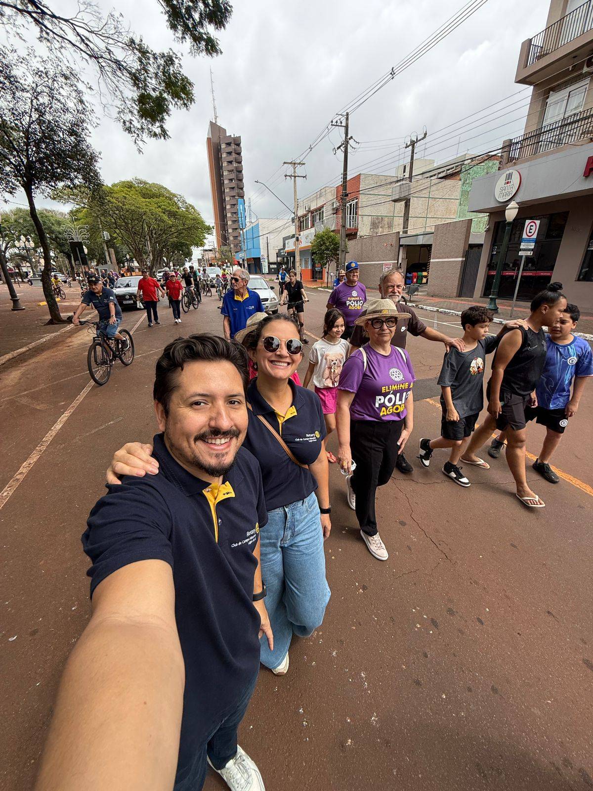 edalando contra a pólio 2025.  Todos em prol da vacinação contra a paralisia infantil