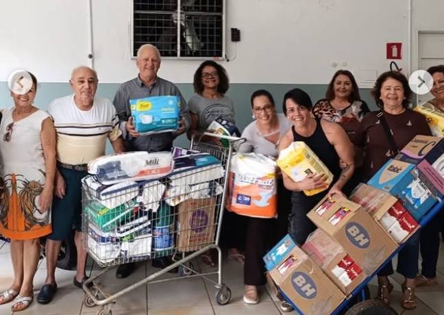Ação idealizada por Divani transformou um pedido de aniversário em gesto de cuidado com idosos, com apoio da Casa da Amizade e do Rotary Club de Uberlândia Sul.