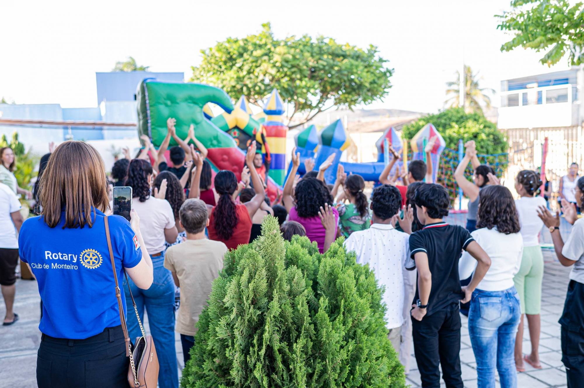 Rotary Club de Monteiro promove Dia das Crianças na Casa de Acolhimento São Sebastião
