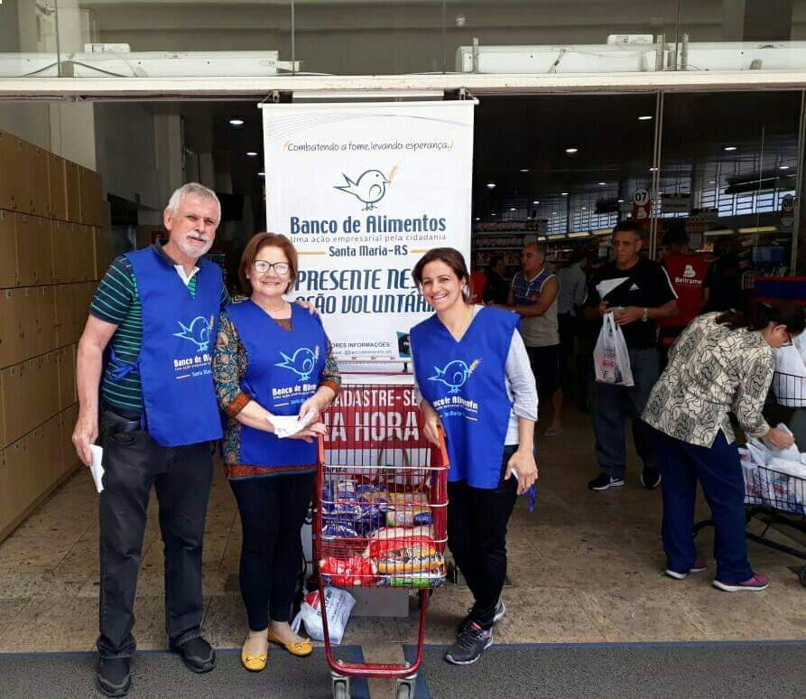 Banco de alimentos um sábado de solidariedades