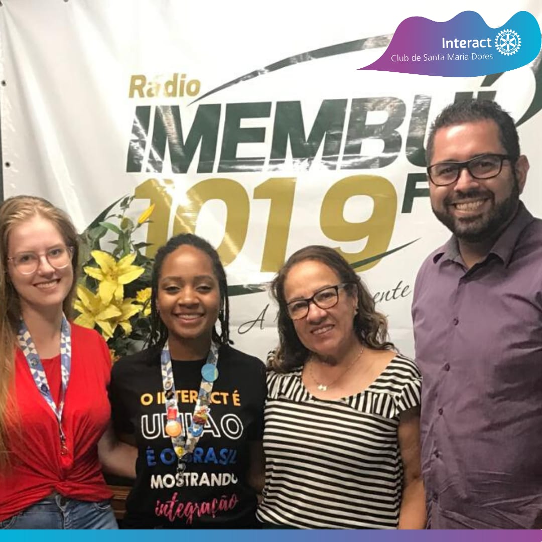 No dia 24 de janeiro, as companheiras Anahy Machado e Elise Melchior foram à Rádio Imembuí no programa de debates da Salete para promoverem o projeto "Mechas de Esperança" além de divulgarem o clube. Agradecemos a Rádio Imembuí pelo convite.   #distrito46