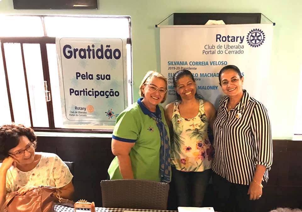 Governadora Eliana Melo na posse de professora no ROTARY CLUB DE UBERABA PORTAL DO CERRADO