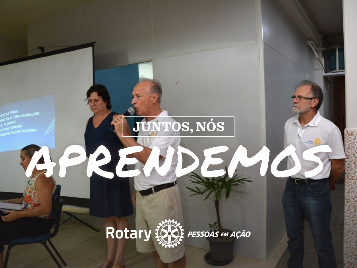 Companheiro Wilson Packer e José Dias, explicando aos pais o andamento do projeto e as próximas etapas.