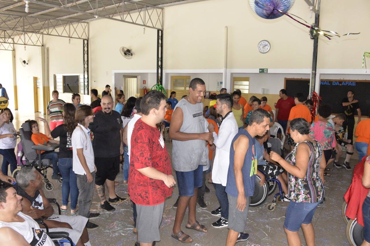 Carnaval na APAE