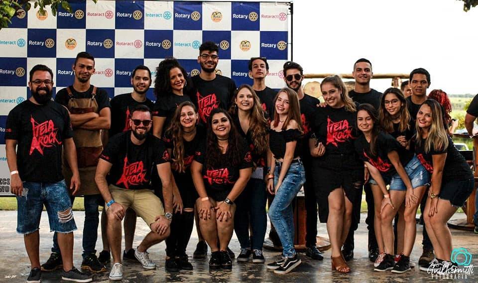 Evento de Rock beneficente para arrecadação de fundos e alimentos para doação