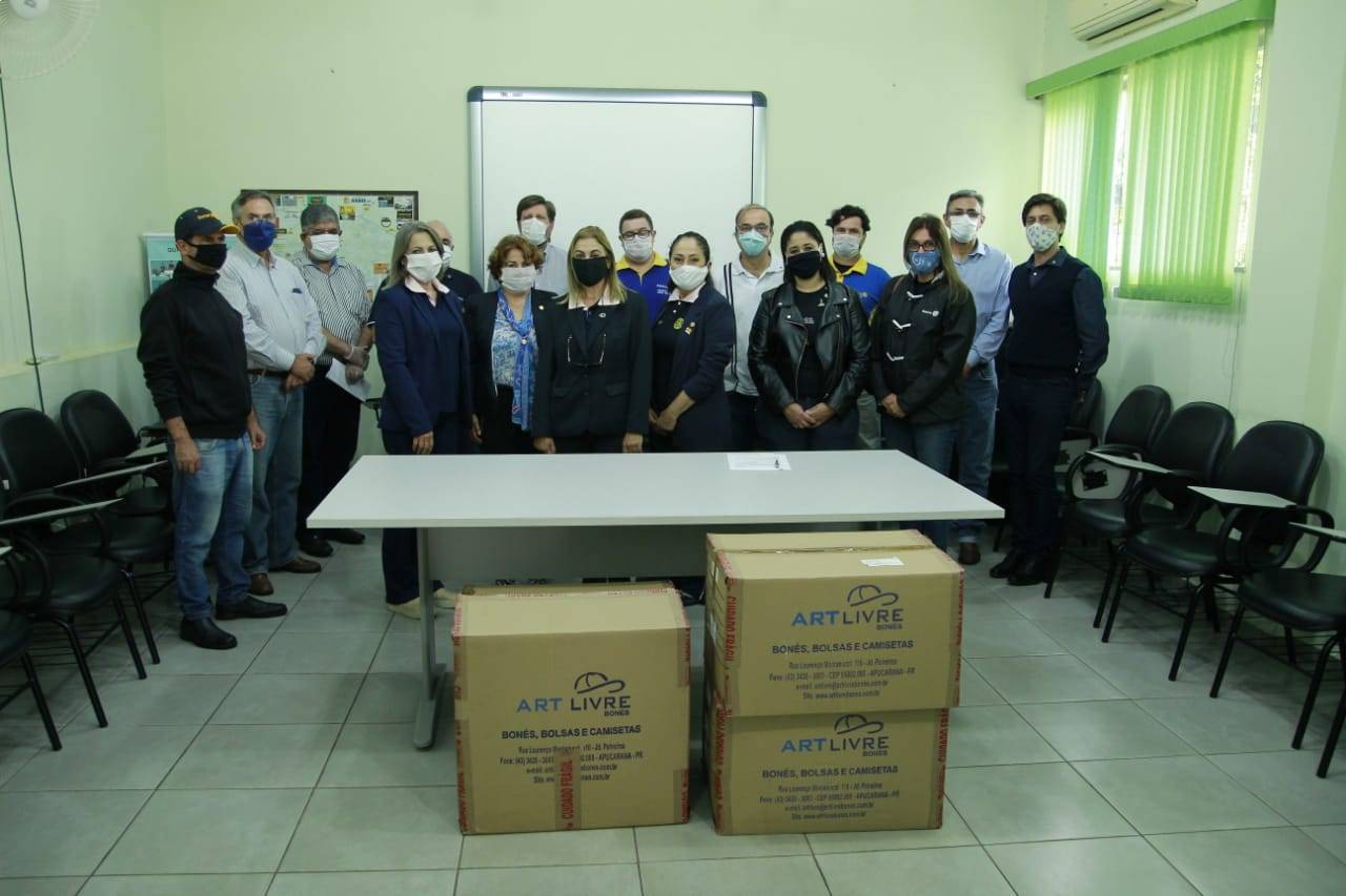 Rotarianos dos Rotary Club de Assis, Assis Norte, Assis do Vale e Fraternal. Presença dos Governadores 2013-14, Ricardo de Maio Bermejo e Nestor Amarilho 2020-21