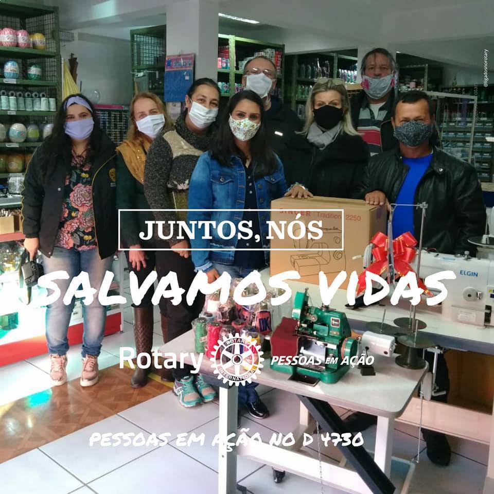 Rotary Ponta Grossa  Vila Velha realiza doação de máquinas de costura e overloque para clube de mães 