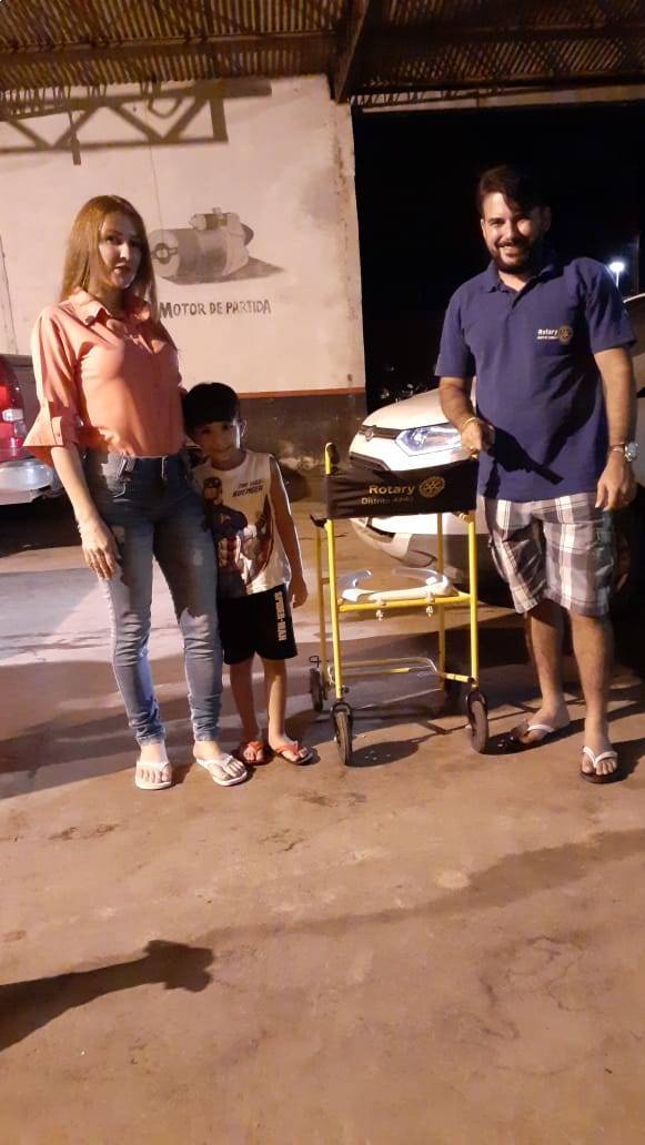 Entrega de Cadeira de Banho