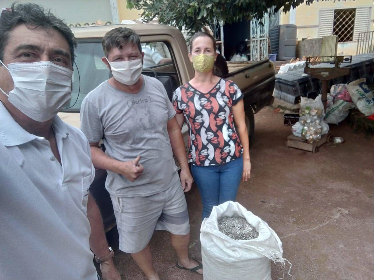 Amigos do Lacre de Ouro