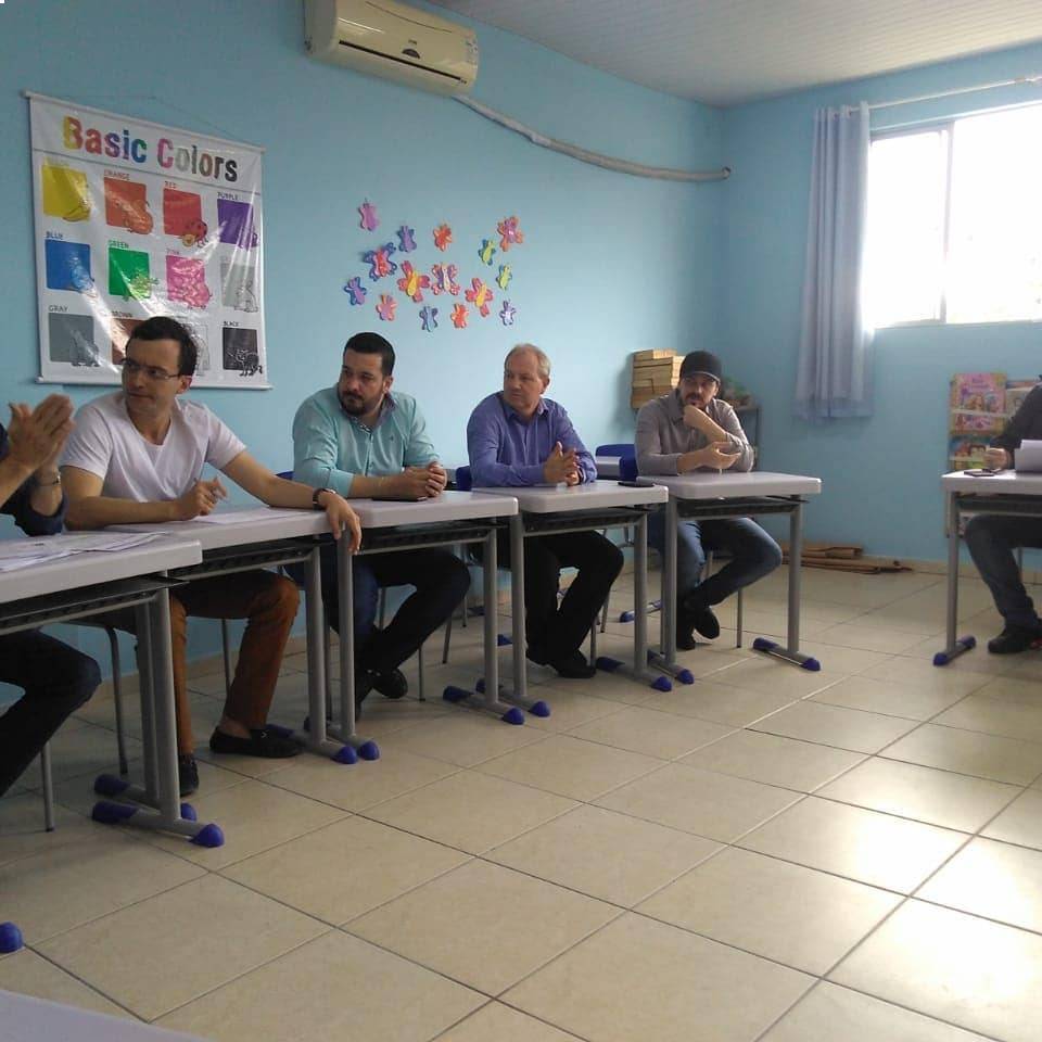 Presença do Prefeito Municipal André Moser e do Vice-Presidente do Rotary Club Indaial Palmeira, Paulo Moschetta.